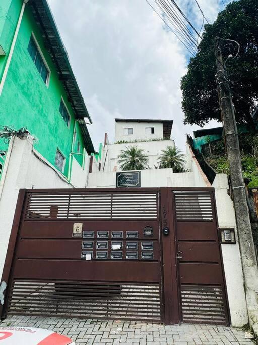 Apartamento Apto Espacoso Mobiliado 2 Zn Cod 09 *