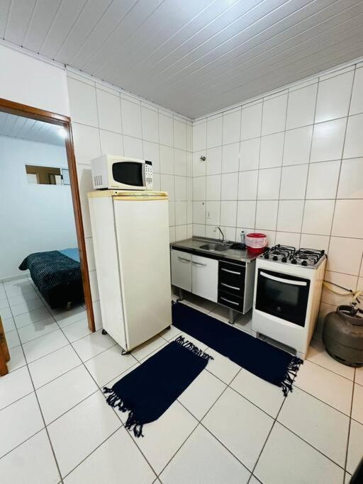 Apartamento Apto Espacoso Mobiliado 2 Zn Cod 09 *
